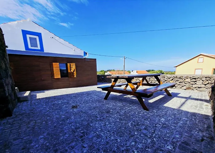 펜션 Moinho&casa Do Tareco Biscoitos (Terceira)